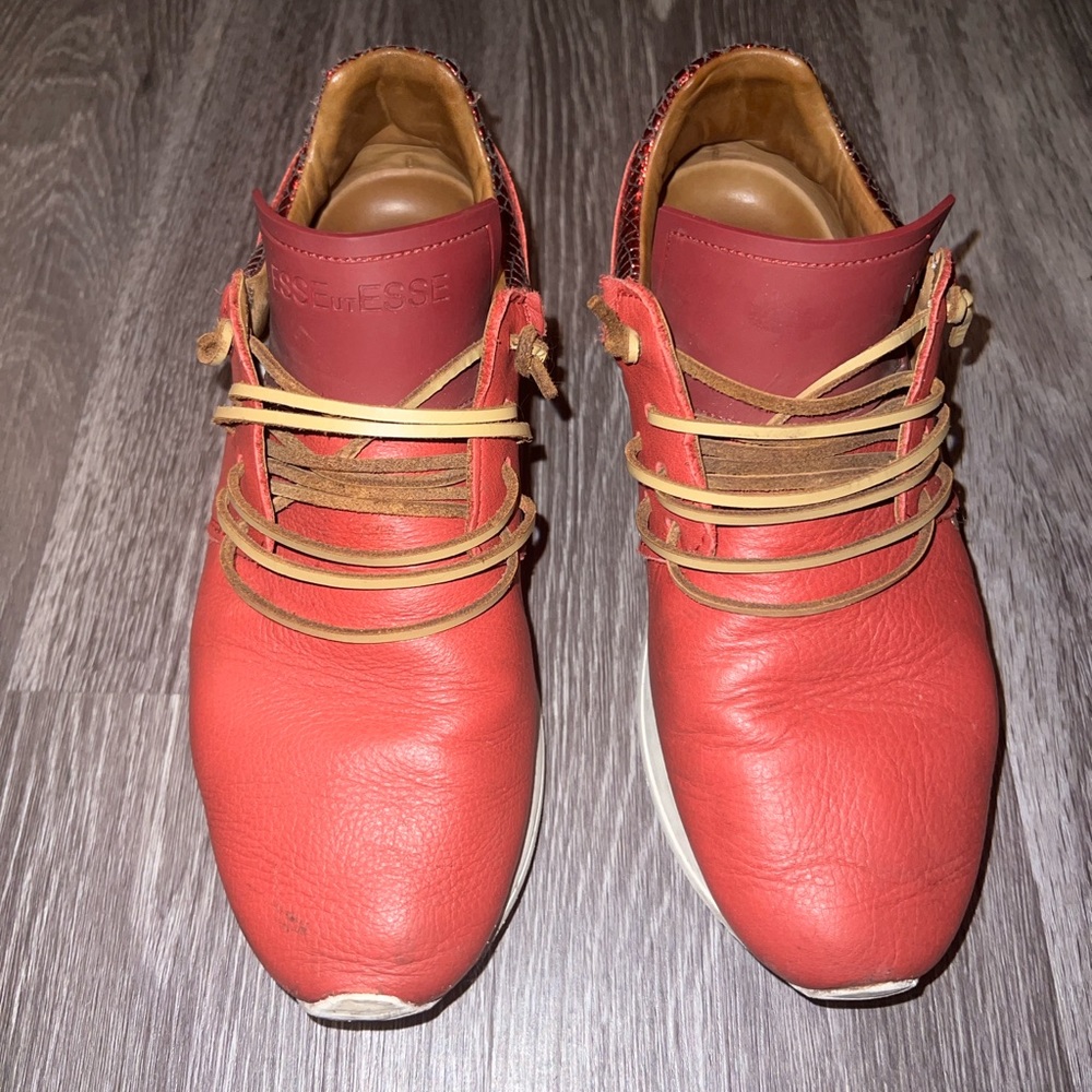 Esseutesse shoes